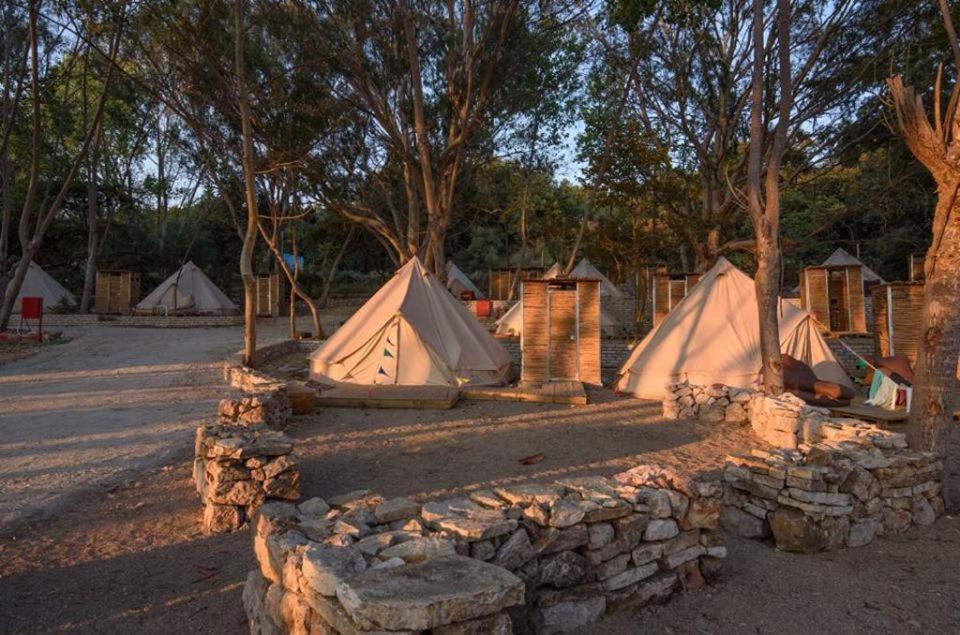 Burano Camping Beach-Bar Nea Thesi Eksteriør bilde